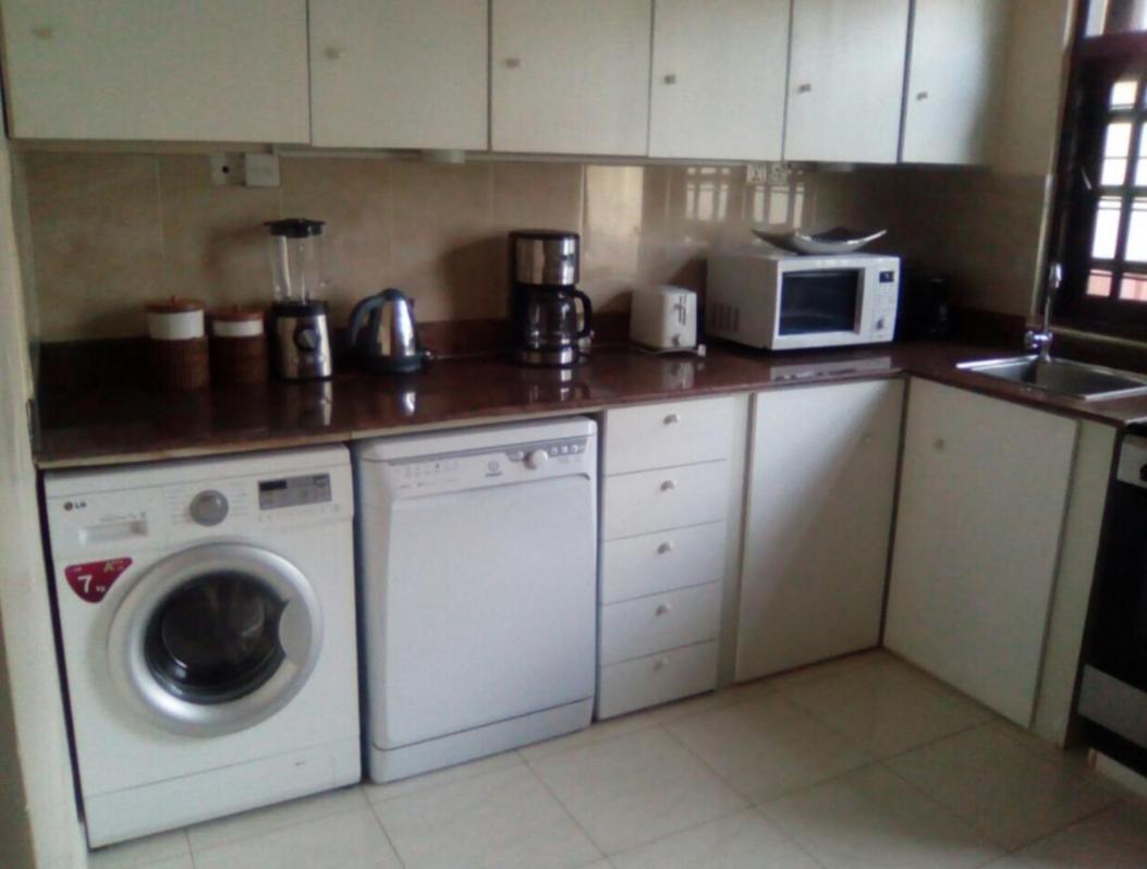Nalendra Villa - Oceanfront Hikkaduwa Buitenkant foto