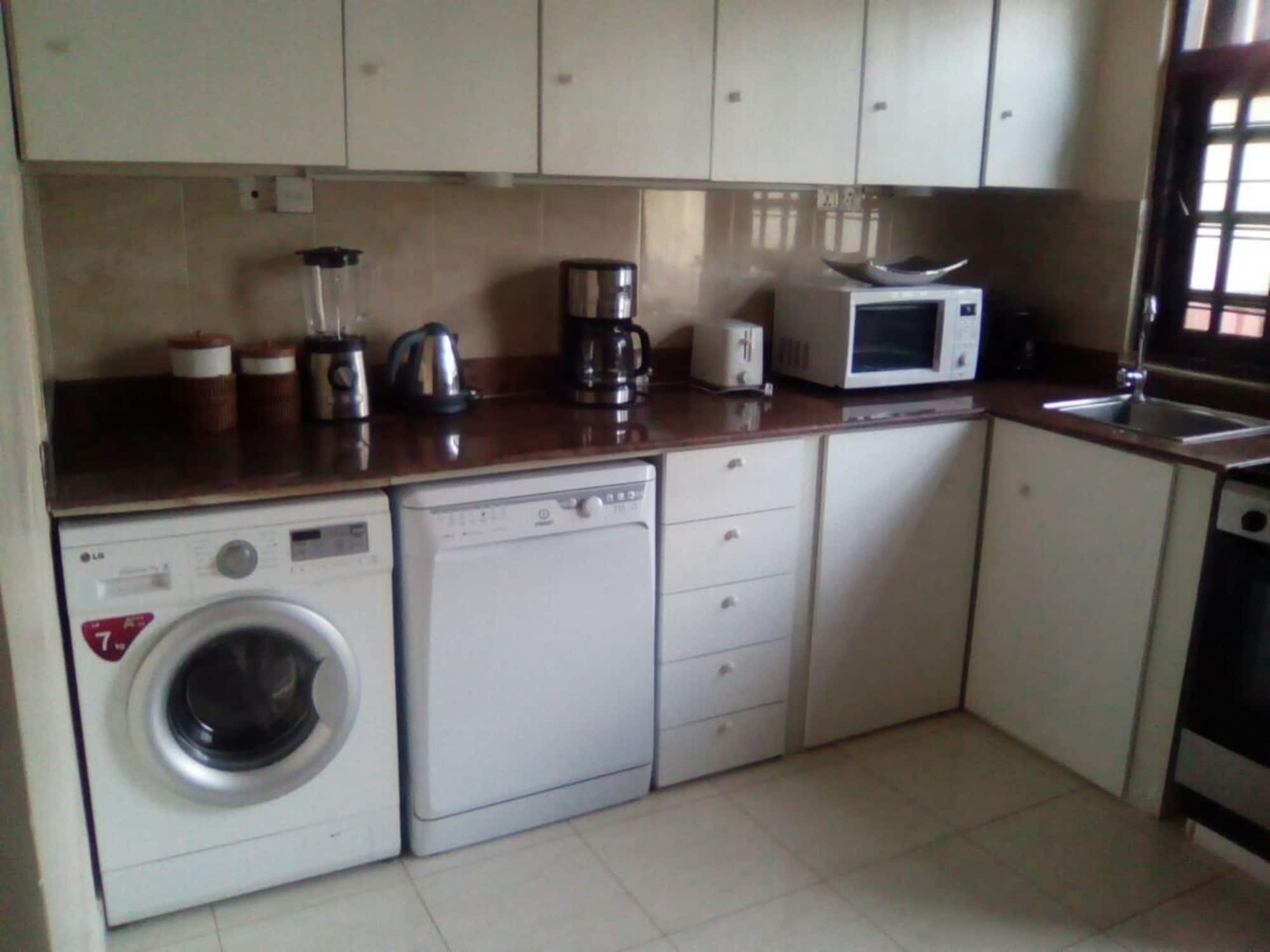 Nalendra Villa - Oceanfront Hikkaduwa Buitenkant foto